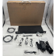 SHURE UA844+SWB/LC ANTENNA/POWER DISTRIBUTION SYSTEM 470-952MHZ