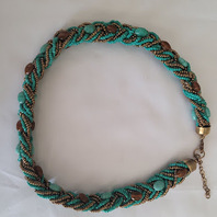 LOT 0F 2 - TWISTED TURQUOISE COLORED BEADED NECKLACES  00889Q
