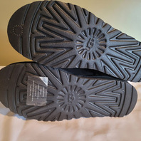 UGG W CLASSIC SHORT II BLACK US WOMEN 7 EU 38 FLAT BOOTS