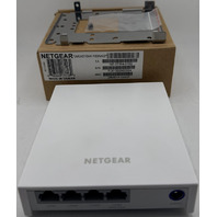 NETGEAR WAX610W-100NAS MANAGED WIFI 6 AX1800 DUAL-BAND GIGABIT POE ACCESS POINT