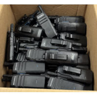 LOT OF 53 MOTOROLA HK2112A WAVE TLK 100 4G LTE WIFI 8-CH RADIOS W/BATT +25 CLIPS