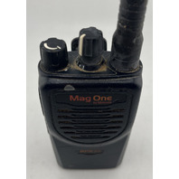 MOTOROLA MAG ONE BPR40 AAH84RCS8AA1AN WALKIE TALKIE 