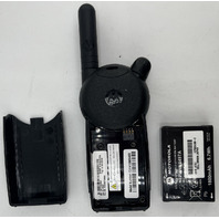 MOTOROLA CLS140 CU1410BKV4BB HANDHELD WALKIE TALKIE WITH BELT CLIP 