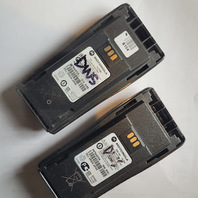 LOT OF 2 - MOTOROLA NNTN4497CR TWO-WAY MOTOROLA RADIO WALKIE TALKIE BATTERY