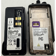 MOTOROLA XPR 3300E AAH02RDC9VA1AN PORTABLE TWO-WAY RADIO WITH BATTERY