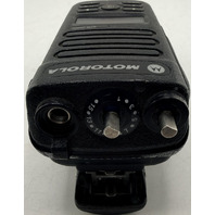 MOTOROLA XPR3500E AAH02RDH9VA1AN 403-512MHZ DIGITAL TWO WAY RADIO W/ BATTERY