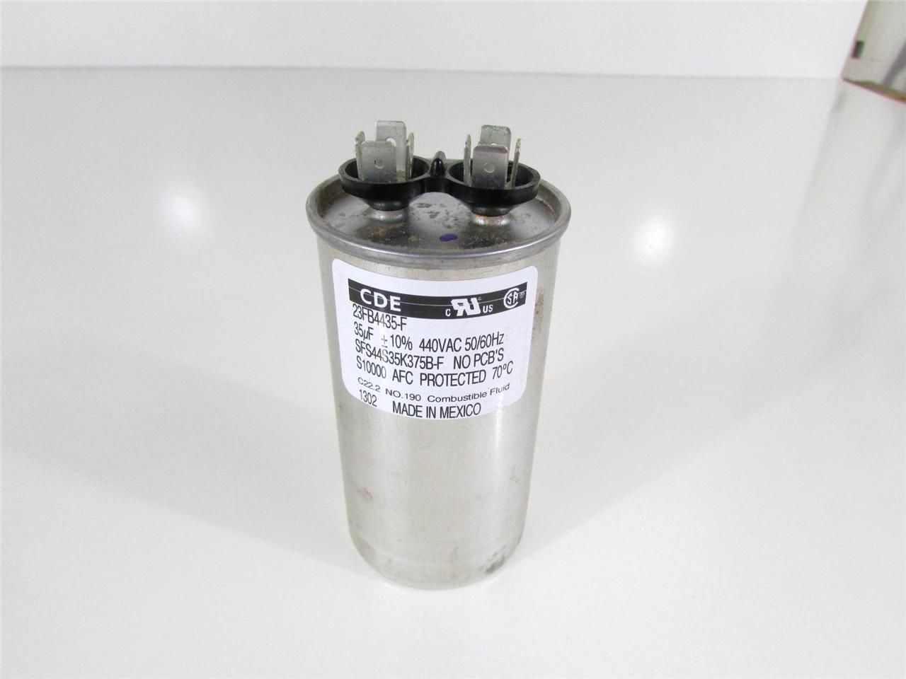 Cornell Dubilier CD10CD100DO3 Mica Capacitor – 10pF, 500V, ±0.5% Tolerance – Pack Of 3 Brand New! 3 thumbnail image