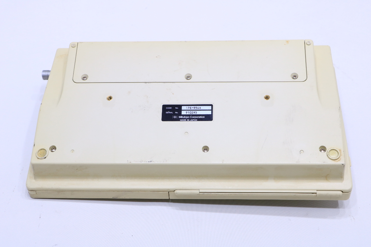 MITUTOYO SJ301 SURFTEST SURFACE TESTER Premier Equipment Solutions, Inc.