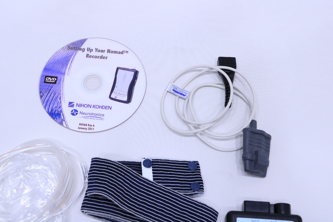 * NOMAD PMU800 SLEEP PORTABLE RECORDER W/ CARRYING CASE Premier