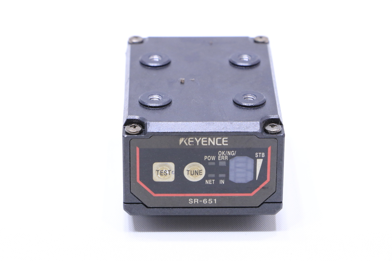 KEYENCE SR651 BARCODE READER Premier Equipment Solutions, Inc.