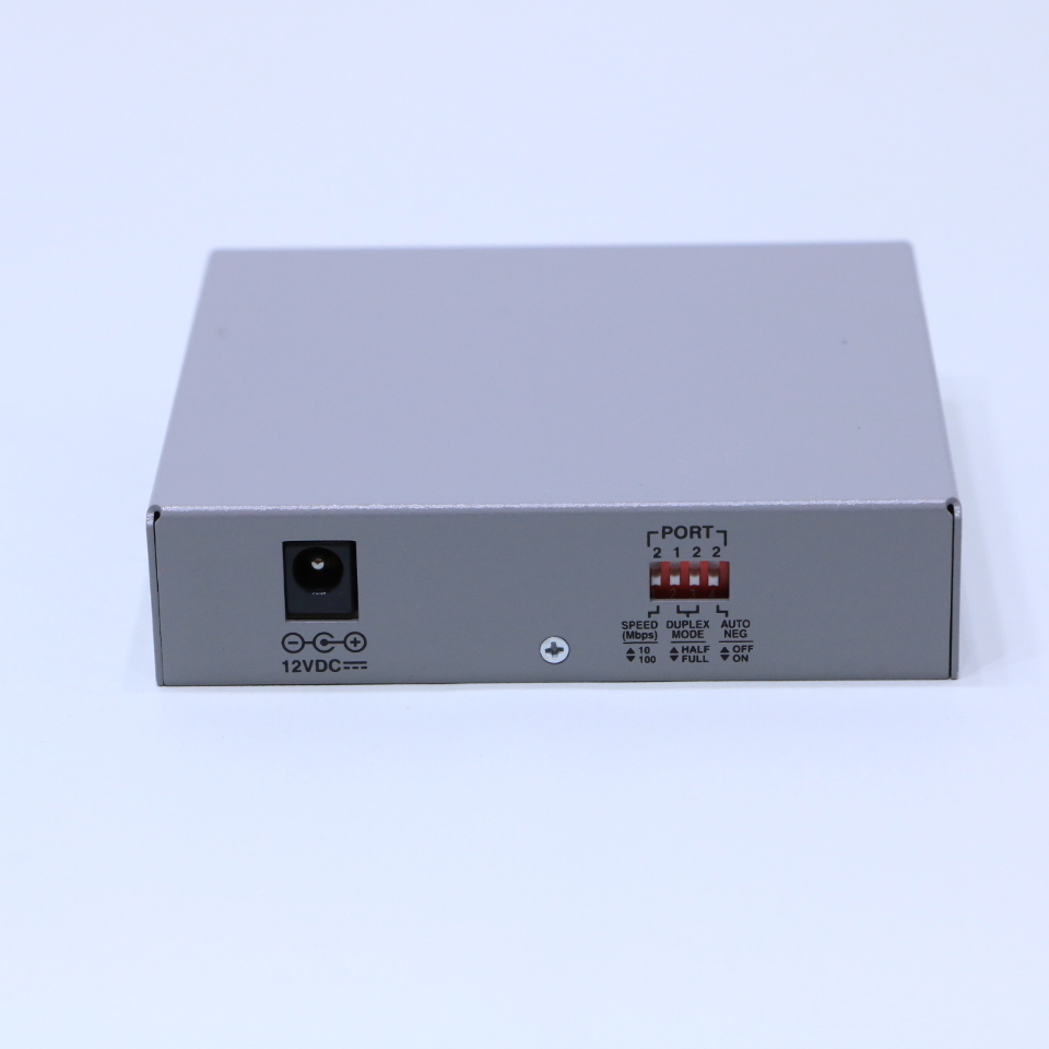 thumbnail image 2 of Allied Telesis AT-MC1004-10 SC Gigabit Copper Media Converter – 990-001045-10 (New) 2 of 6