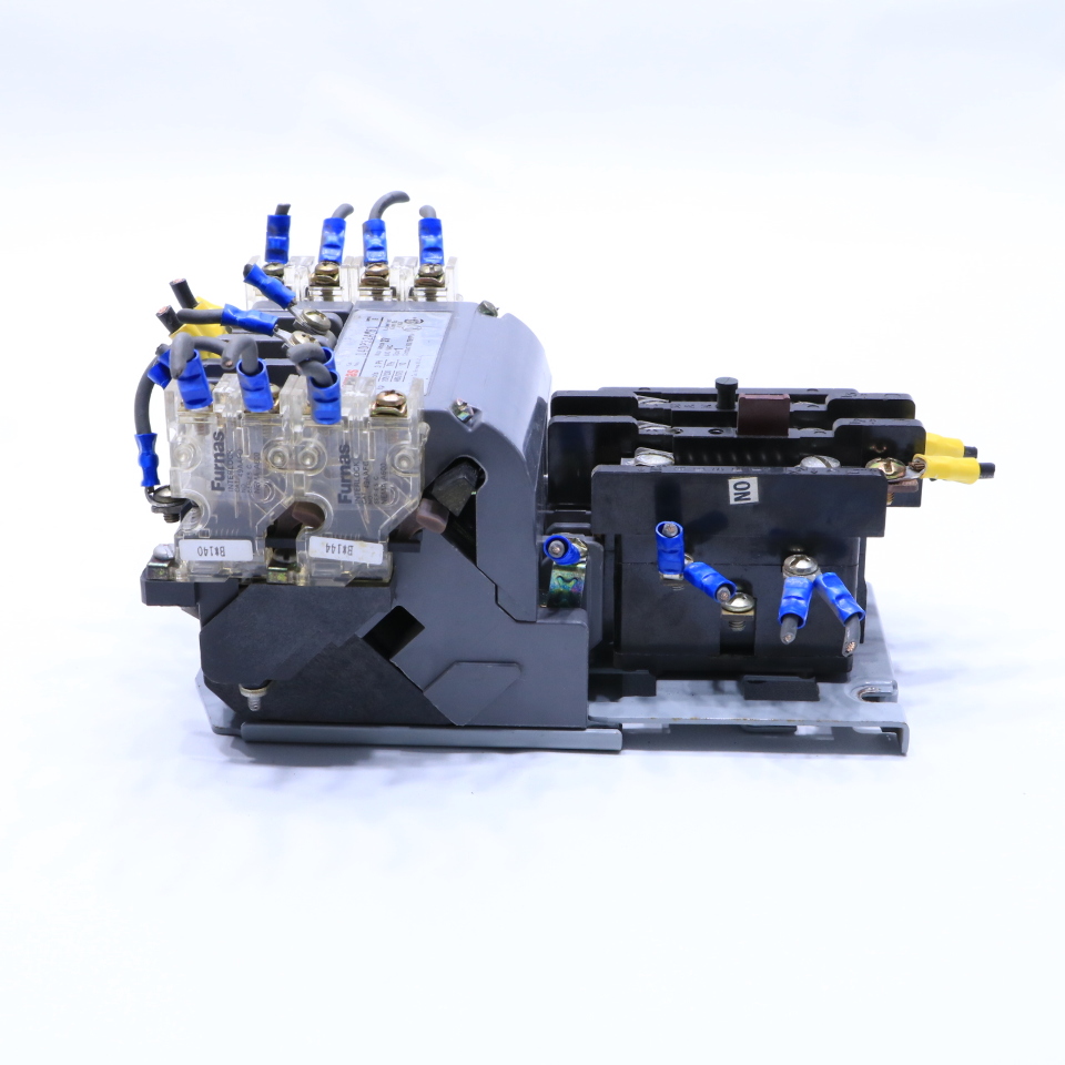 * FURNAS 14DP32A*61 37A STARTER 3PHASE 200230V/460575V 7.5HP/10HP