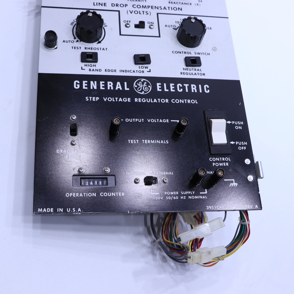 GENERAL ELETRIC 3951C407AA P21 REV A STEP VOLTAGE REGULATOR CONTROL