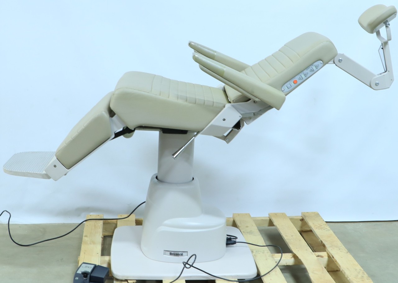 * RELIANCE MEDICAL 7000 L PATIENT EXAM CHAIR Premier Equipment Solutions, Inc.