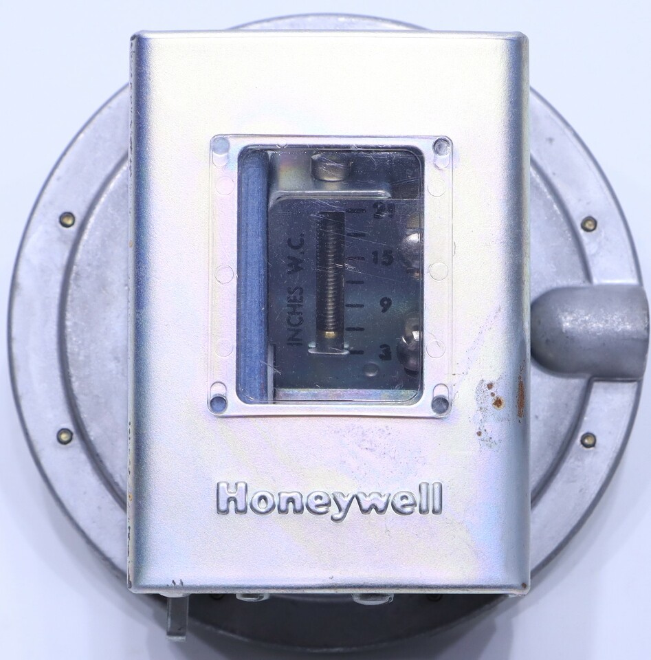 * NEW HONEYWELL C645A 1030 GAS/AIR PRESSURE SWITCH Premier Equipment