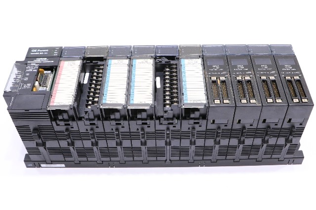 * GE FANUC 90-30 10-SLOT RACK CONTROLLER WITH MODULES IC693CPU321S
