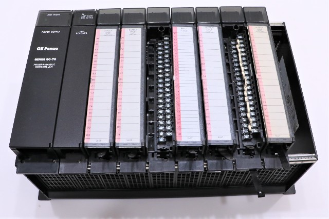 * GE FANUC 90-70 RACK CONTROLLER WITH MODULES IC697PWR710 IC6697MDL340 ECT.