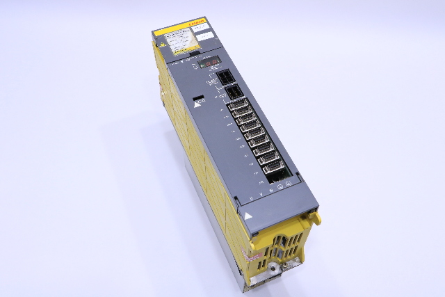 * FANUC A06B-6102-H211#H520 SPINDLE AMPLIFIER MODULE