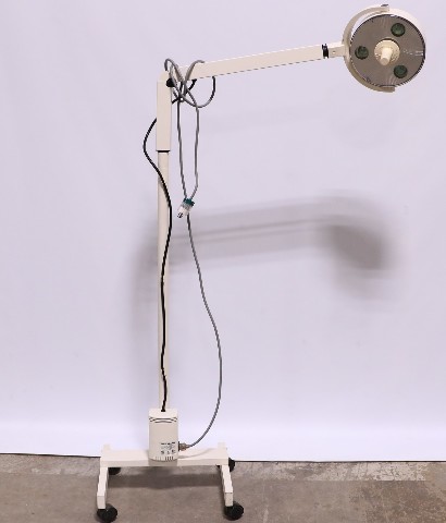 * WELCH ALLYN 44200 LS200 PROCEDURE LIGHT