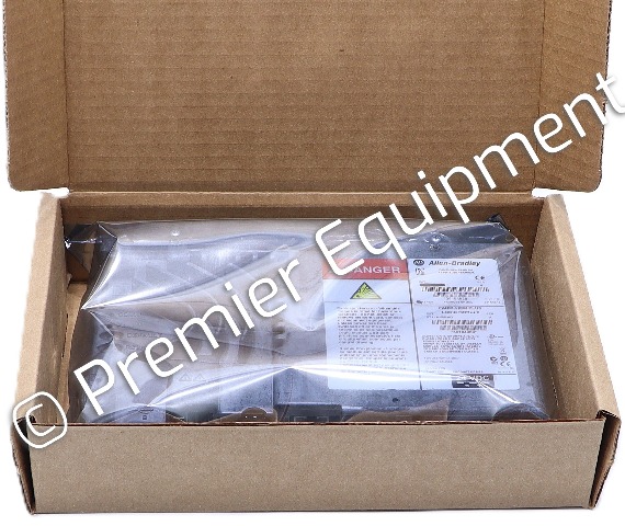 * ALLEN BRADLEY 2711P-RP8D LOGIC MODULE PANELVIEW PLUS 6