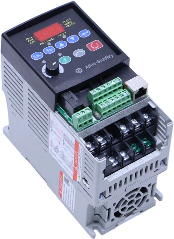 * ALLEN BRADLEY POWERFLEX 22A-A2P3N104 SERIES A VARIABLE FREQUENCY DRIVE