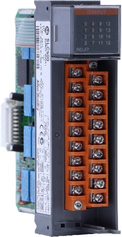 * ALLEN BRADLEY 1746-OW16 SER C SLC500 OUTPUT MODULE