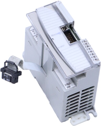 * ALLEN BRADLEY 1762-IA8 SER A MICROLOGIX DIGITAL INPUT MODULE
