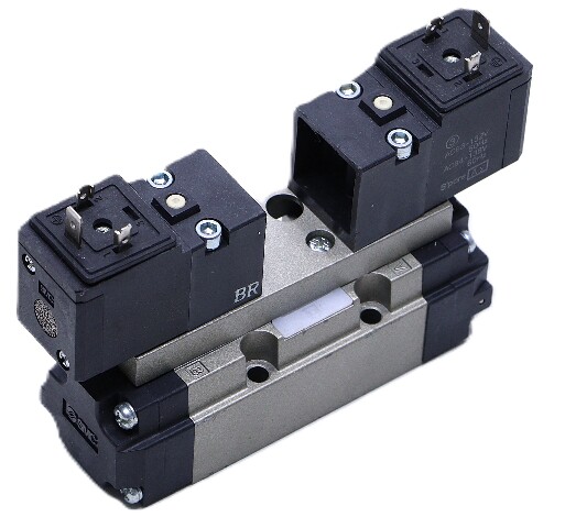 SMC  EVS7-6-FJG-D-5CV-Q SOLENOID VALVE