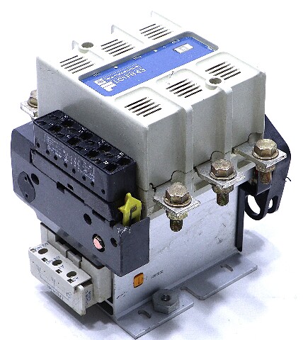TELEMECANIQUE LC1FH43 POLE CONTACTOR