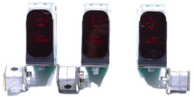 LOT OF 3 PEPPERL & FUCHS VDM35-6-L/20/105/122 186464 DISTANCE SENSOR