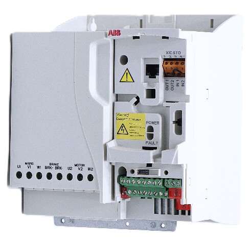ABB ACS355-03U-23A1-4 DRIVE 11 KW 15 HP 23.1 A 380-480 VAC 3 PHASE