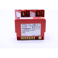 ALLEN BRADLEY 1734-OB8S I/O MODULE SAFETY DIGITAL DC OUTPUT 8 CHANNEL