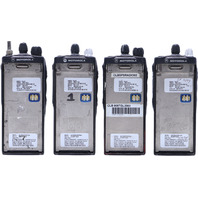 LOT OF 4 MOTOROLA HT1250LS+ AAH25SDH9DP5AN WALKIE TALKIE RADIOS *NO BATTERIES* *FOR PARTS*
