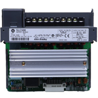 * ALLEN BRADLEY 1746-OA8 SLC500 OUTPUT MODULE