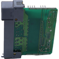 * ALLEN BRADLEY 1746-OA8 SLC500 OUTPUT MODULE