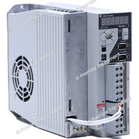 * ALLEN BRADLEY 2071-A10 SER B BULLETIN 2071 KINETIX SERVO DRIVE