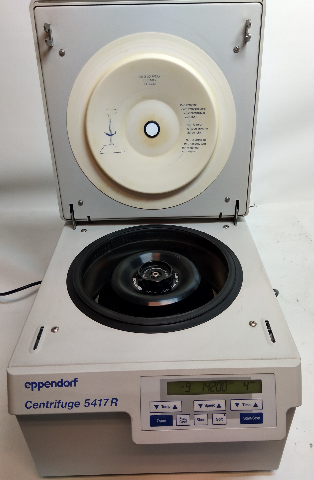Eppendorf 5417R Refrigerated Benchtop Centrifuge with Rotor