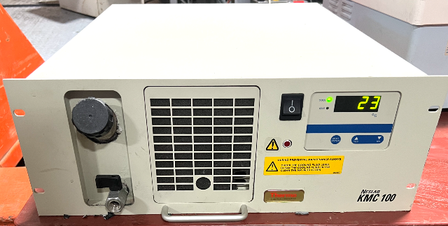Thermo Neslab KMC 100 RackMount Chiller