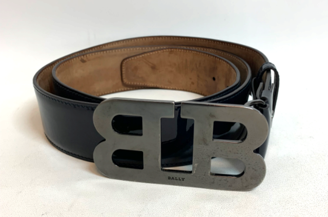BALLY Men's Mirror B Buckle Belt Black Leather / Multi Size 44 / 110