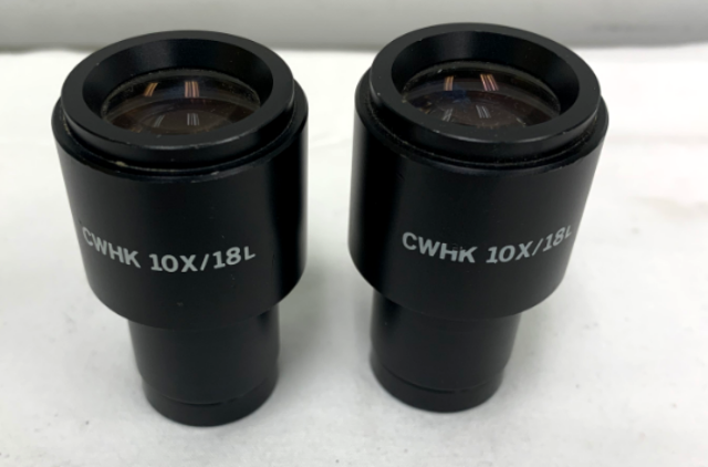 Set of 2 Olympus CWHK 10x/18 L Microscope Eyepieces