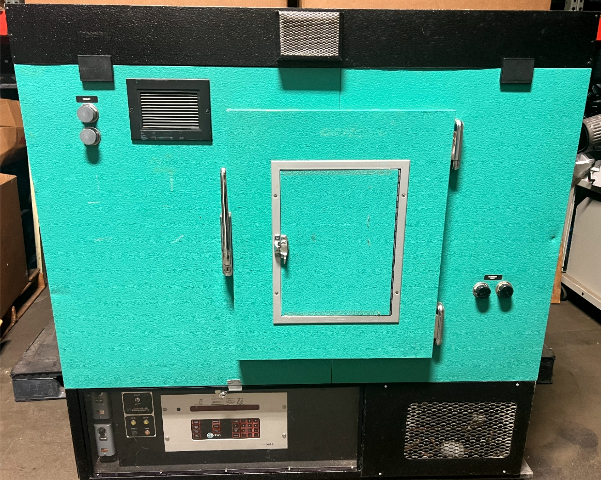 Conviron E7 Illuminated Temperature/Humidity Tissue/Plant Growth Chamber