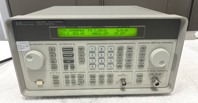 KEYSIGHT HP Agilent 8648B Signal Generator Frequency 9 kHz- 2 GHz