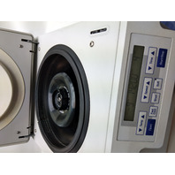 Eppendorf 5417R Refrigerated Benchtop Centrifuge with Rotor
