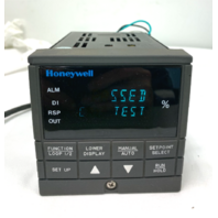 Honeywell UDC3300 Universal Digital Temperature Controller DC330B-KE-003-21-000000-0