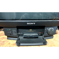SONY TRINITRON KV-20VM20 20" CRT TV/VCR COMBO Retro Gaming Television NO REMOTE