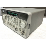 HP 8648C Synthesized Signal Generator ( 9 KHz - 3200 MHz )