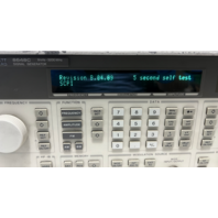 HP 8648C Synthesized Signal Generator ( 9 KHz - 3200 MHz )