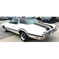 Beautiful 1970 Oldsmobile Cutlass Supreme 455 OAI Hood Posi-Trac !!!