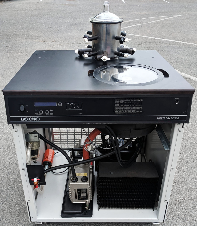 Labconco Freezone 6 Lyophilizer Freeze Dryer System w/ Edwards 8 Pump
