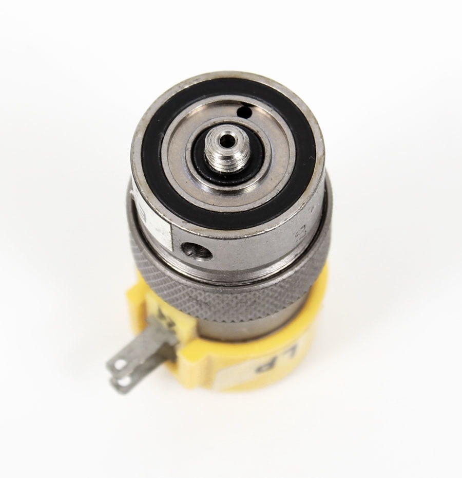 Clippard 2Way 24V Electric Valve NC Manifold Mount Spade Term ET2M